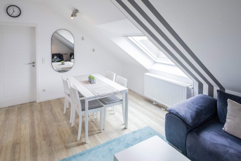 Wohn- und Essbereich der Ferienwohnung